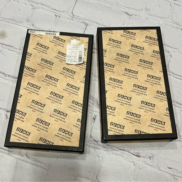 Gucci Black Decorative Box for an iPhone 8 Plus phone case - Picture 1 of 6